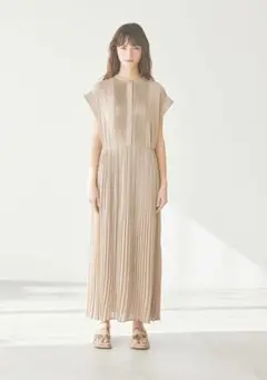 【新品タグ付】INTIMITE 2025SS ワンピース　佐々木希さん