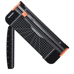 Item thumbnail for item a85c26d9-fa6f-4d45-817c-729b874eaad3