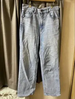 GU ハイウエストストレートジーンズ　ブルー