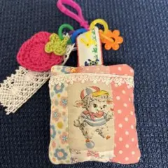 5 ハンドメイド　キーホルダー　レトロポップ　キーチャーム　メリーボンボン