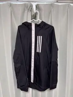 adidas ブラック ナイロンジャケット