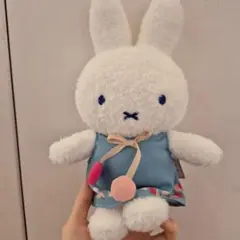 【激レア】【新品未使用】ミッフィー　りんごポシェットぬいぐるみ ⭐️レア⭐️ミッフィー⭐️りんごポシェット⭐️ぬいぐるみ⭐️