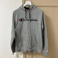 パーカー　champion
