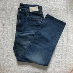 UNIQLOレギュラーフィットテーパードジーンズ 〈76cm〉