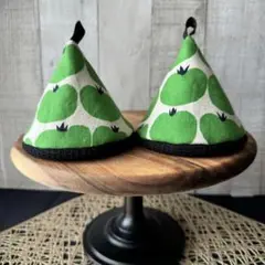 ● Handmade 三角鍋つかみ グリーン トマト ミトン staubなどに●