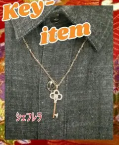 ゴールドカラー 鍵デザインネックレス czダイアモンド t-ace