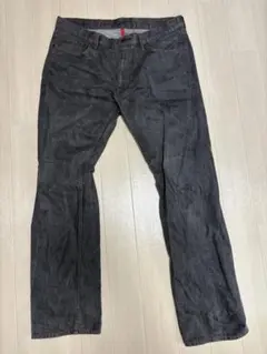 UNIQLO ユニクロ 赤タグ レギュラーストレートジーンズ