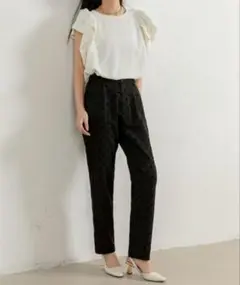 レディース フロッキードットテーパードパンツ
