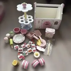 セール品　バラ売り各100円から200円
