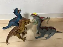 恐竜フィギュア 4体セット　動作確認済み