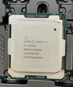 Intel Core i9-10920X CPU 動作未確認