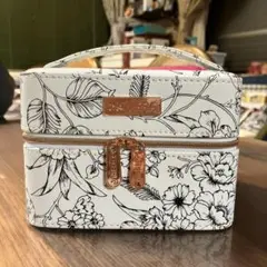 Item thumbnail for item ec5f76b4-d361-43e5-830e-eb2e2e32a083