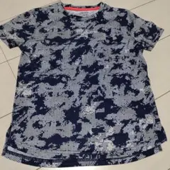 Under Armour 迷彩柄 Tシャツ　サイズYSM 130cm