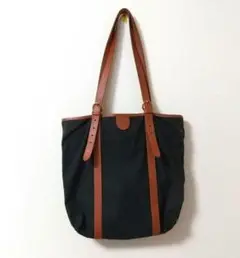 Item thumbnail for item 64aeeebc-f7d4-4eee-9f5f-0a8b2662f26f