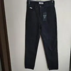 GUESS ブラック ストレートデニム 新品タグ付き