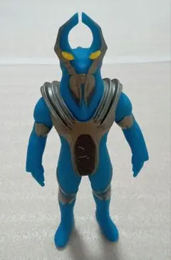 グランドキング レイブラッド星人 他 ウルトラ怪獣ソフビまとめて 2025年最新】ソフビ レイブラッドの人気アイテム - メルカリ