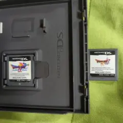 ドラゴンクエスト4(パッケージなし) とドラクエ9(パッケージあり) DSソフト