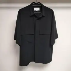 半袖シャツ