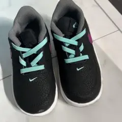 Item thumbnail for item d8e54ee5-c057-454a-ac80-251c80a8c336