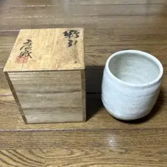 人間国宝 松井康成 作 灰青瓷象嵌花入 共箱 経歴書あり 人間国宝 松井康成 作 灰青瓷象嵌花入 共箱 経歴書あり - メルカリ
