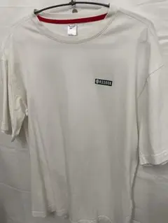 Reebok ホワイト Tシャツ プリント入り