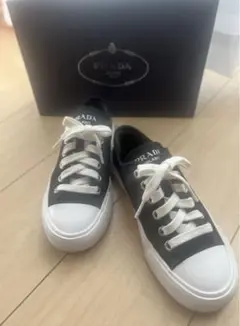 PRADA キャンバススニーカー 23.5センチ
