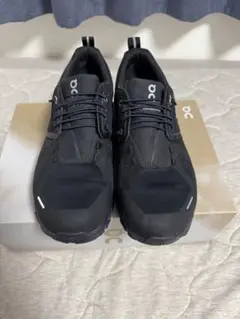 【極美品】on オン Cloud 5 Waterproof ランニングシューズ