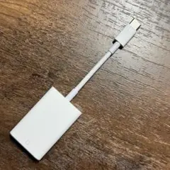 Apple USB-C SDカードリーダー A2082 純正品