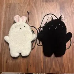 ウサギとネコのフワフワポシェット