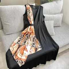 【セール】新品！シルクタッチ スカーフ ドッキング Aライン ロングワンピース