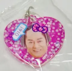 松平健✖️ハローキティふらっとめじるしアクセサリー