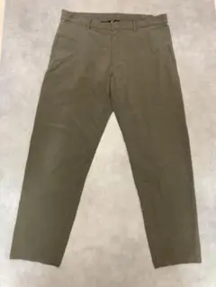 UNIQLO × Theory 感動イージーパンツ