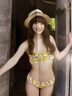 小谷里歩（三秋里歩）ポスター【匿名配送】【送料出品者負担】【24時間以内発送】