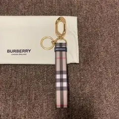 Burberry レザートリム ヴィンテージチェック チャーム