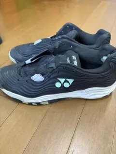 ヨネックス　フュージョンレブ5 27.5cm