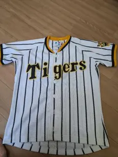 阪神タイガース　復刻　ユニフォーム　キッズ　120㎝