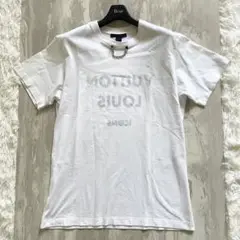 専用　19SS　LOUIS VUITTON　Tシャツ　反転ロゴプリント　白　L 2025年最新】ルイヴィトン反転Tシャツの人気アイテム - メルカリ