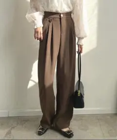 美品 Futier land ツータックスラックス ブラウン M