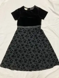 ローラアシュレイの子供服ワンピース