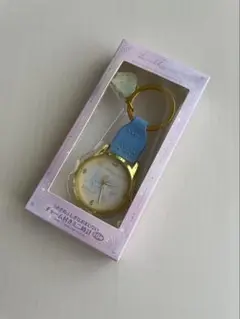 うさぎのふしぎなおまじない　チャーム付き ミニ時計　とかげ　すみっコぐらし