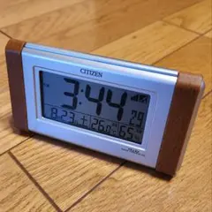 CITIZEN　シチズン　電波目覚まし時計　パルデジットR090 温度　湿度