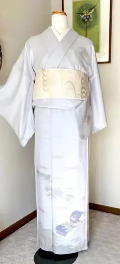 ９月からの付け下げ 雅な和本柄 松原 古典柄 透明感 聡明なシルバーグレイ