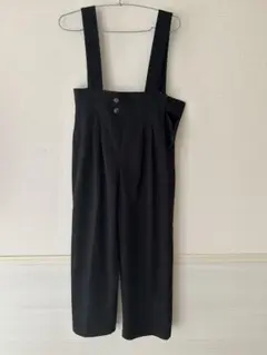 ブラックサロペット ボタン付き　S