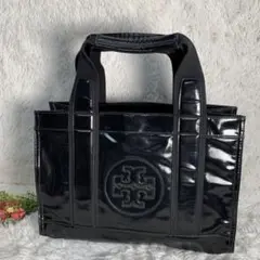 美品 トリーバーチ デカロゴ ビニール トートバッグ 黒 ブラック