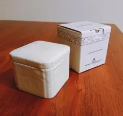 《新品・未使用》 フラワーエンブレム