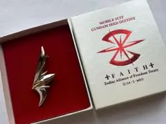 Amazon.co.jp: 機動戦士ガン ダ ムSEED DESTINYフェイス バッジ