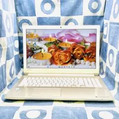 爆速SSD256G&メモリ16G☆綺麗ゴールドＰＣ♡カメラ付！Windows11