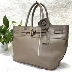 【美品】M'S GRACY カデナ　トートバッグ　シボ革　レザー　花　ベージュ