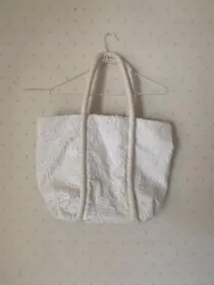 Merlette 刺繍ホワイトトートバッグ