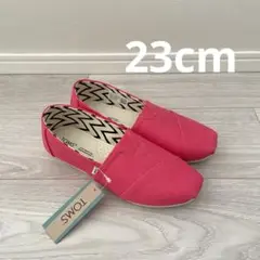 【新品】TOMS ピンク スリッポン　23cm